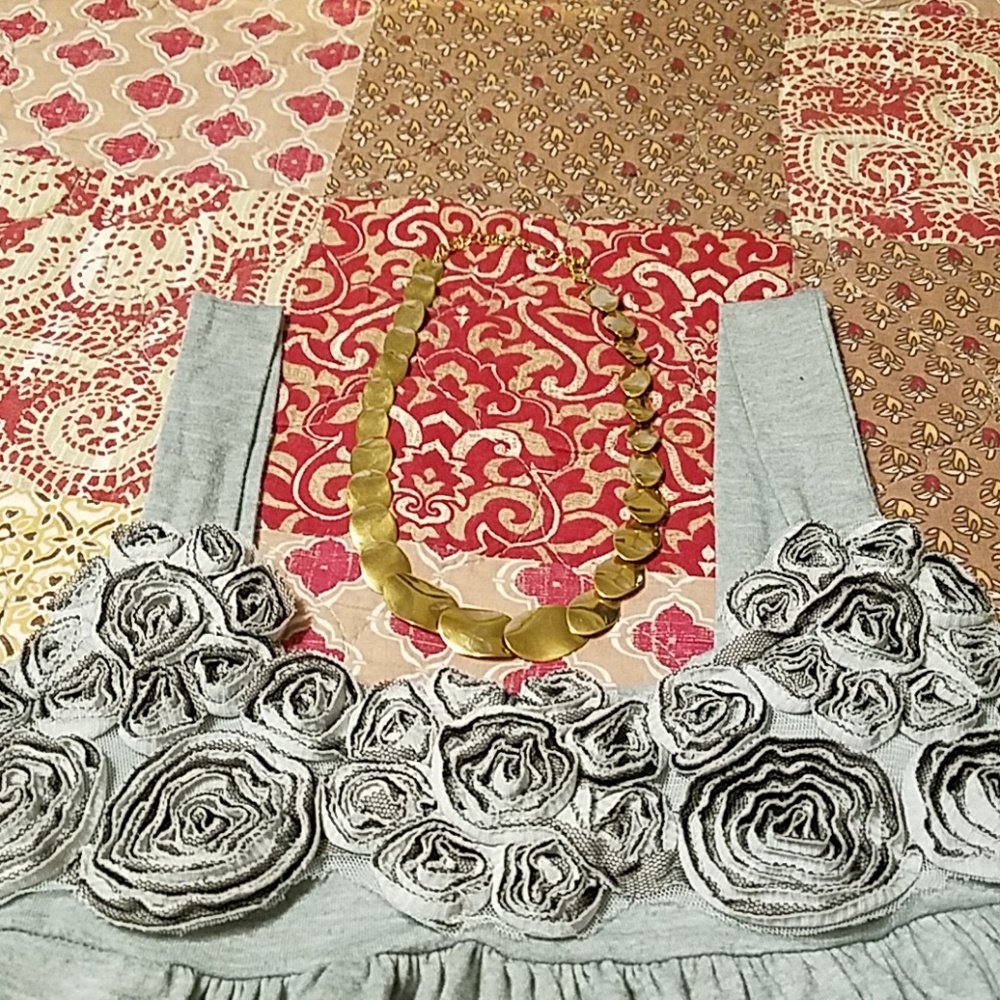 Rosey Top - Picture 3 of 4